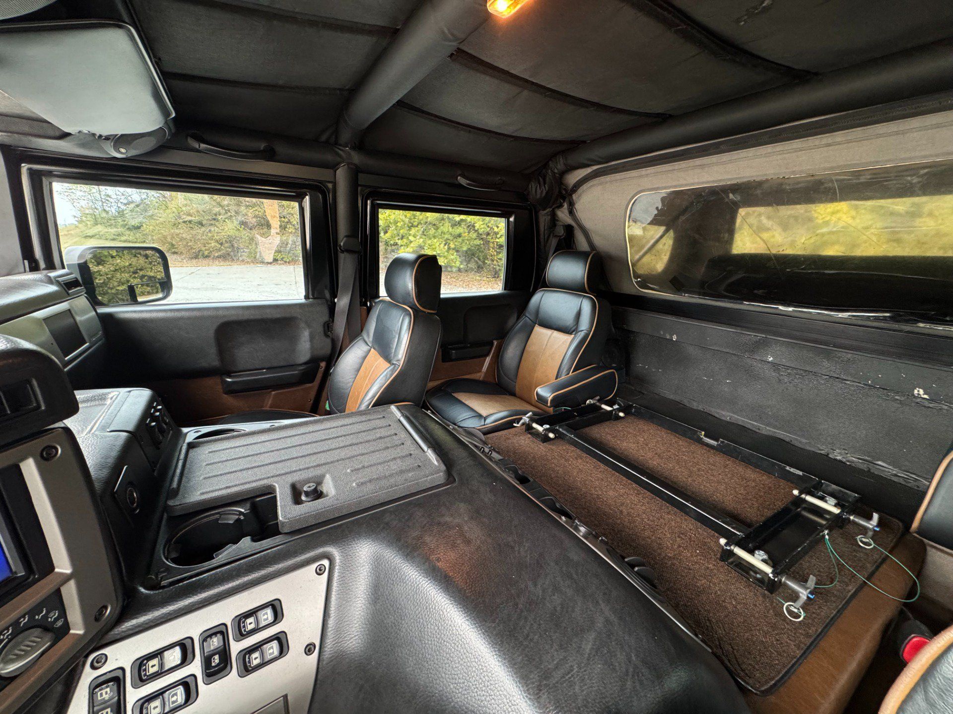 Used 2004 HUMMER H1 4-Door Open Top AWD/4WD image 16
