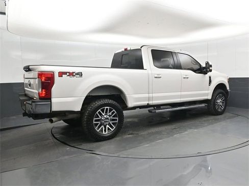 Used 2019 Ford F250 Lariat w/ Lariat Value Package image 4