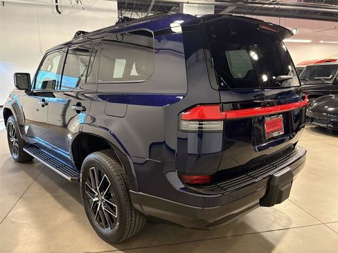 Used 2026 Lexus GX 550 AWD/4WD image 5