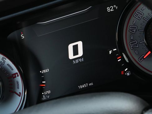 Used 2019 Dodge Challenger R/T Scat Pack w/ Shaker Package image 24