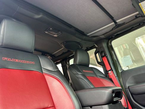 Used 2023 Jeep Wrangler Unlimited Rubicon 4xe image 18