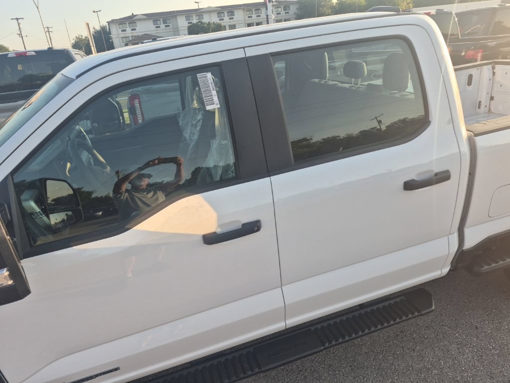 New 2026 Ford F250 XL w/ STX Appearance Package AWD/4WD image 7