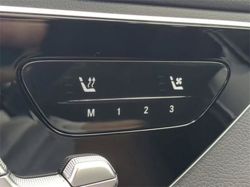 Used 2025 Mercedes-Benz C 300 C 300 image 47