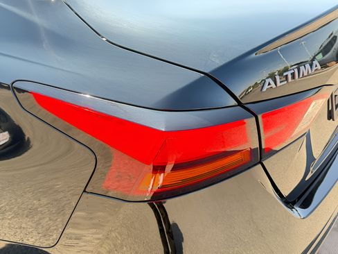 Certified 2024 Nissan Altima 2.5 SR AWD/4WD image 33