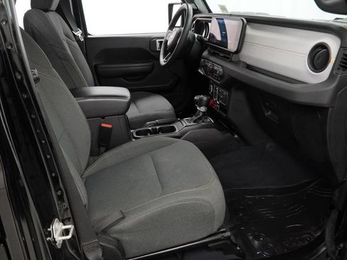 Used 2024 Jeep Wrangler Unlimited AWD/4WD image 50