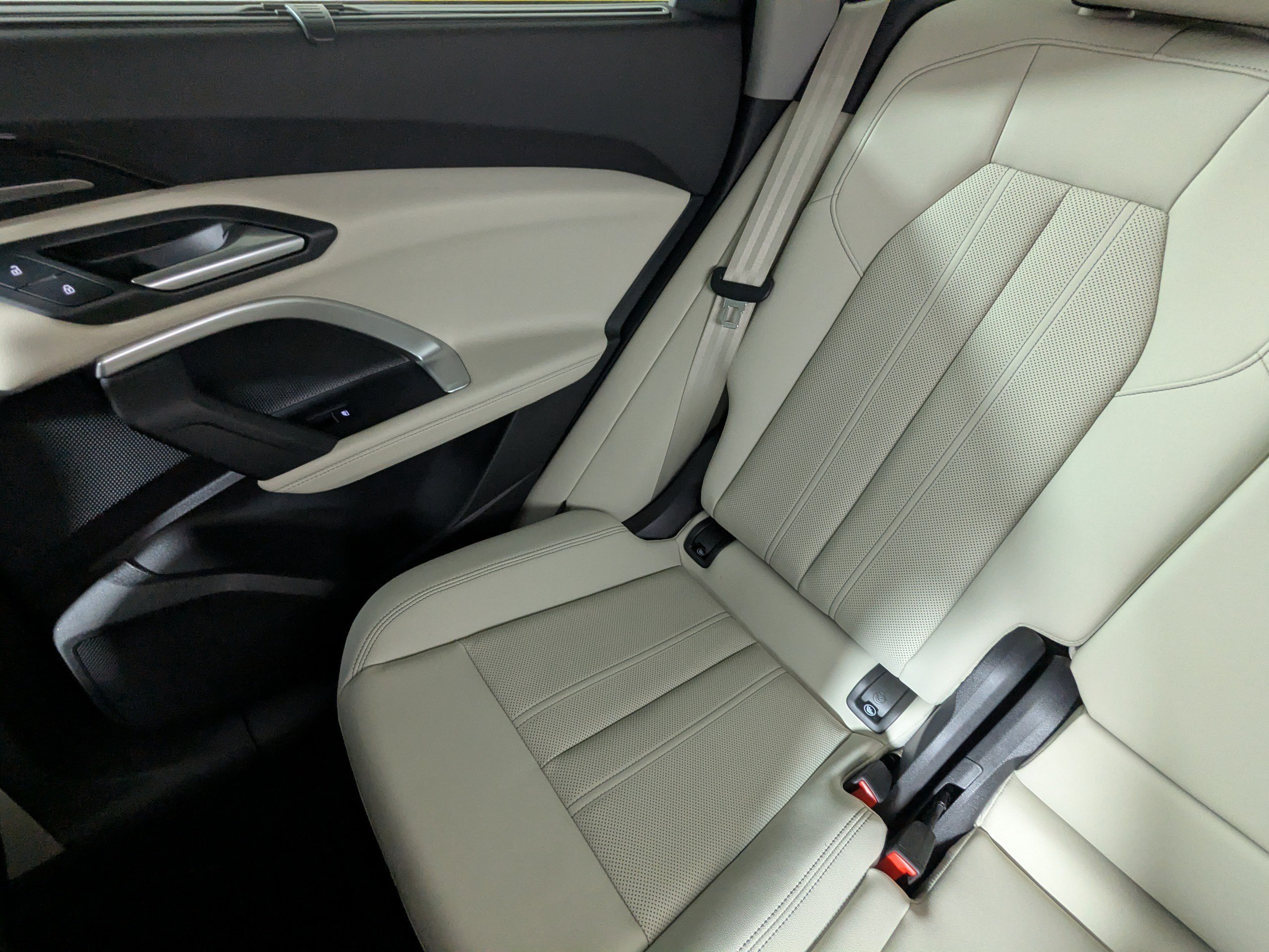 Certified 2025 Audi Q5 Premium Plus w/ Premium Plus AWD/4WD image 13