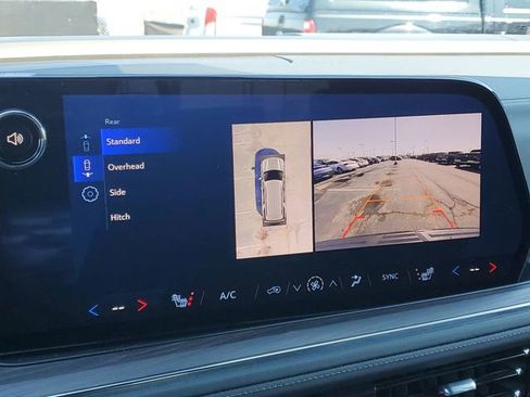 Used 2025 Chevrolet Tahoe Z71 image 15