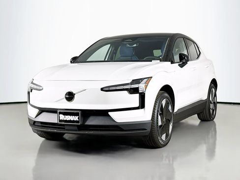 New 2026 Volvo EX30 Plus w/ Protection Package Premier AWD/4WD image 3