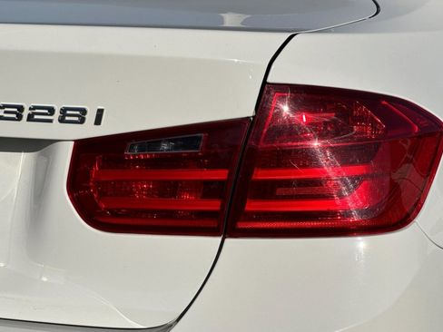 Used 2013 BMW 328i xDrive Sedan image 9
