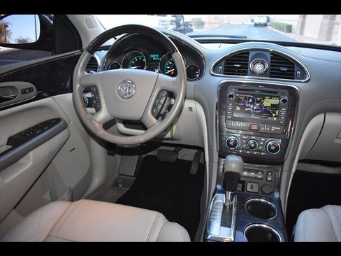 Used 2017 Buick Enclave Leather w/ Trailering Package image 32