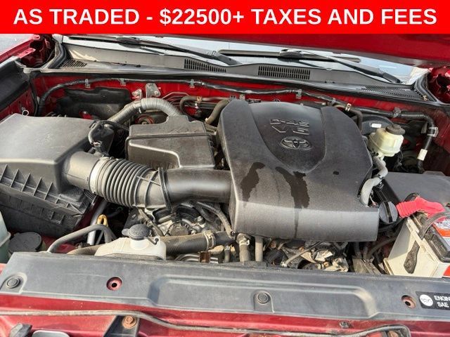 Used 2016 Toyota Tacoma TRD Sport w/ Towing Package AWD/4WD image 11