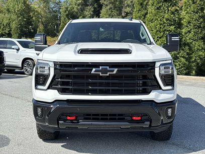 New 2026 Chevrolet Silverado 3500 LT w/ Trail Boss Package