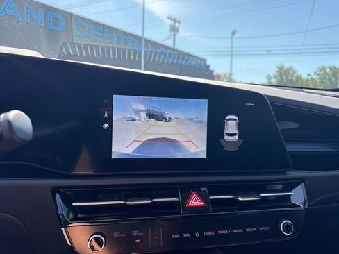 Used 2024 Kia Niro Wind w/ Wind Preserve Package FWD image 31