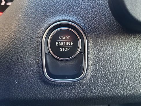 Used 2022 Mercedes-Benz Sprinter 2500 image 20