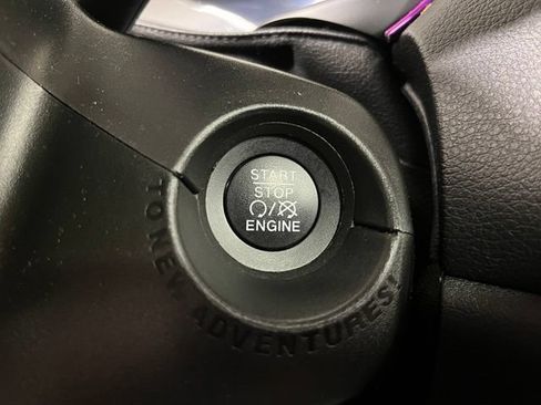 Used 2021 Jeep Renegade Limited AWD/4WD image 21