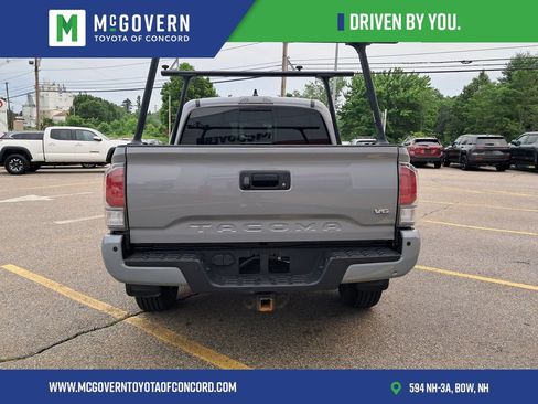 Used 2021 Toyota Tacoma TRD Off-Road w/ Technology Package AWD/4WD image 4