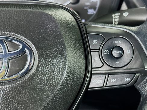 Used 2024 Toyota Corolla Cross AWD Hybrid image 14