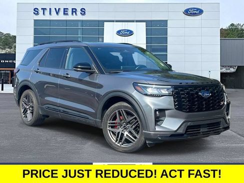 Certified 2025 Ford Explorer ST AWD/4WD image 1