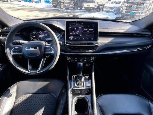 Used 2022 Jeep Compass Altitude image 16