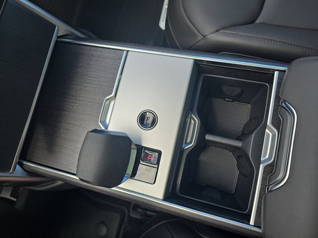 New 2026 Land Rover Range Rover SE AWD/4WD image 18