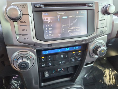 Used 2015 Toyota 4Runner Limited AWD/4WD image 26