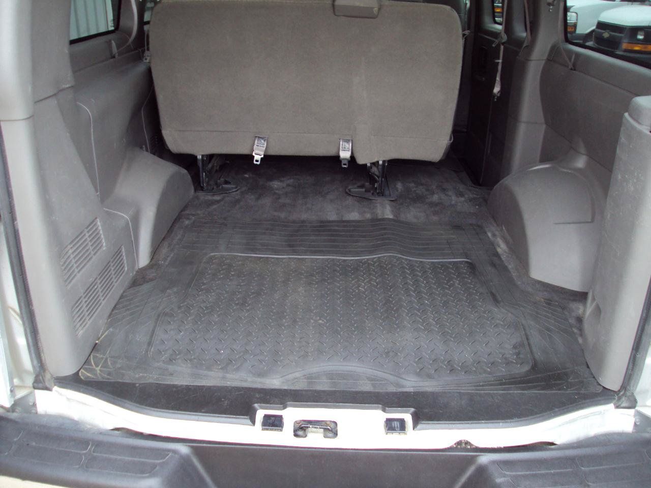 Used 2013 Chevrolet Express 1500 LT w/ LT Preferred Equipment Group AWD/4WD image 8
