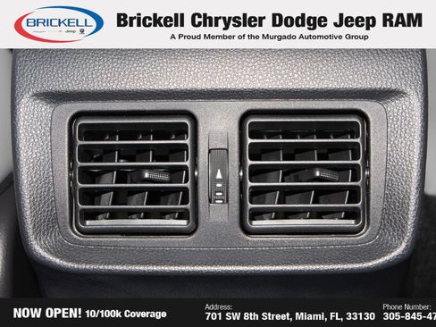 Used 2022 Toyota Venza XLE image 19