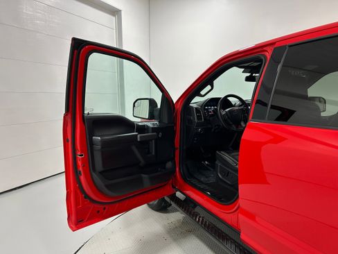 Used 2019 Ford F150 XLT w/ Equipment Group 302A Luxury image 23