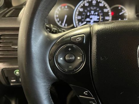 Used 2015 Honda Accord EX-L image 22