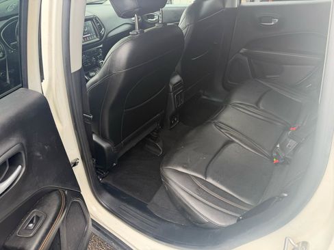 Used 2018 Jeep Compass Limited AWD/4WD image 19