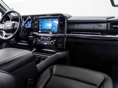 Used 2026 Ford F250 Lariat AWD/4WD image 18