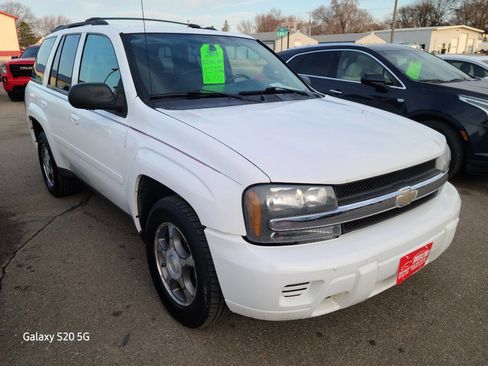 Used 2008 Chevrolet TrailBlazer LT image 1