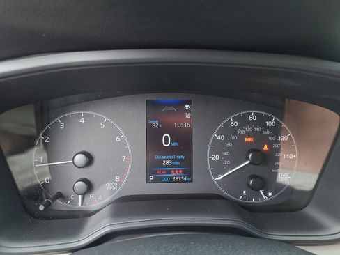 Used 2024 Toyota Corolla Cross LE FWD image 27