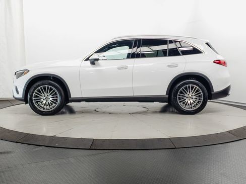 Certified 2026 Mercedes-Benz GLC 300 4MATIC image 4