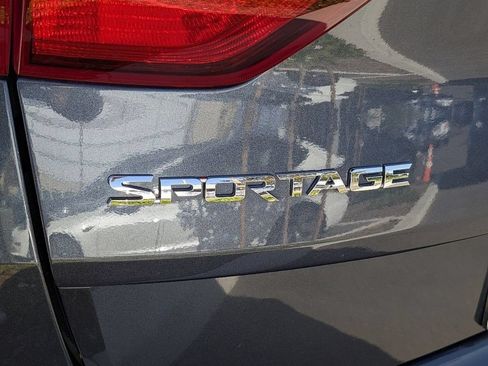 Used 2019 Kia Sportage EX FWD image 19