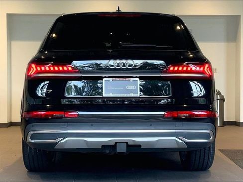 Certified 2023 Audi Q7 3.0T Prestige w/ Prestige Package AWD/4WD image 6