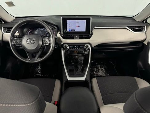 Used 2024 Toyota RAV4 XLE image 25