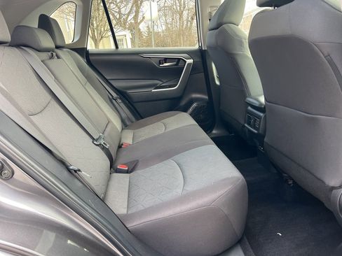 Used 2023 Toyota RAV4 XLE image 27