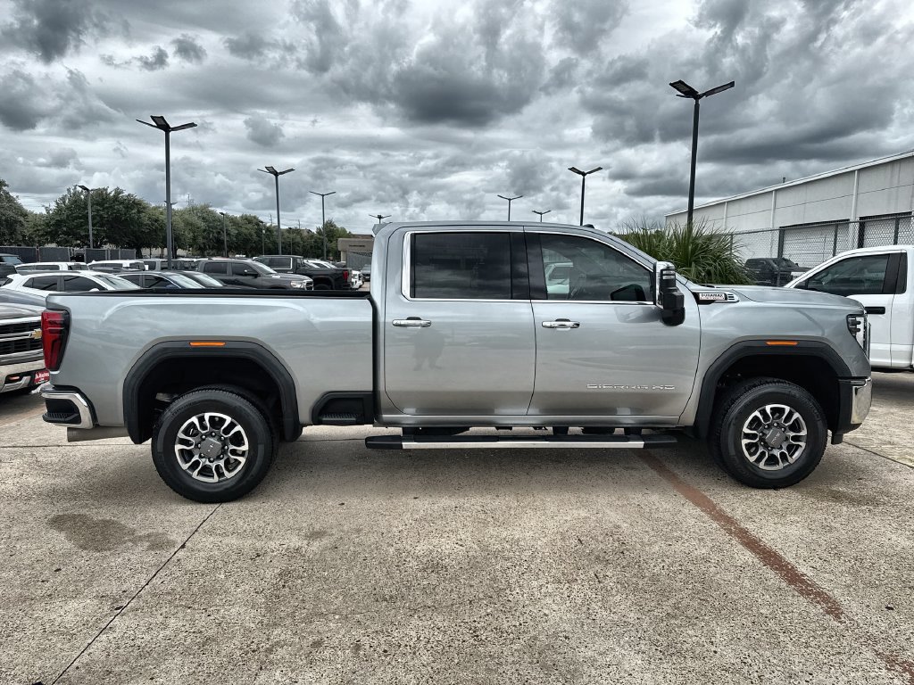 Certified 2024 GMC Sierra 2500 SLT w/ SLT Premium Package AWD/4WD image 10