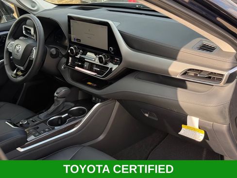 Certified 2026 Toyota Highlander Platinum AWD/4WD image 26