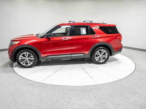 Used 2020 Ford Explorer Platinum AWD/4WD image 37