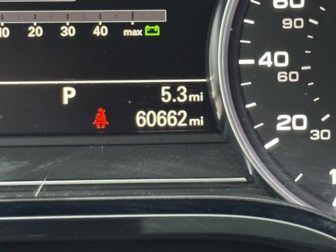 Used 2018 Audi A8 L 3.0T w/ Executive Package image 9