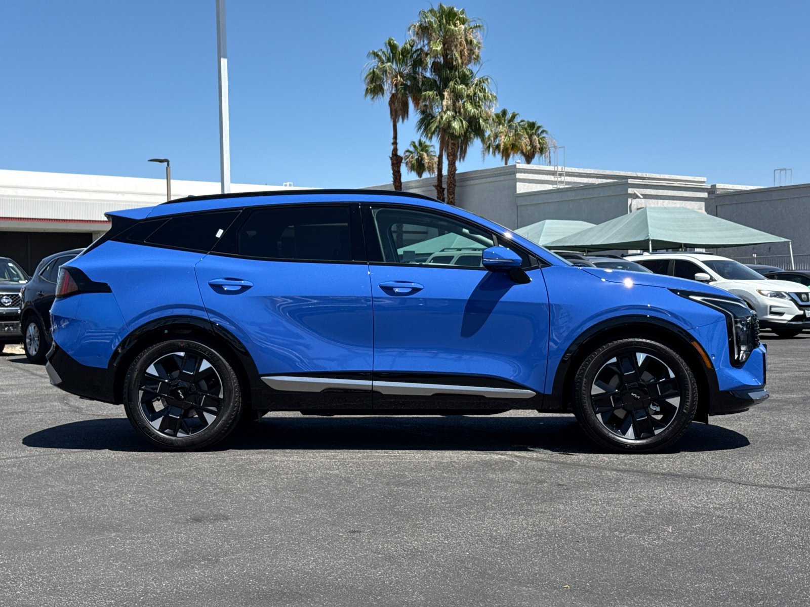 New 2026 Kia Sportage SX FWD image 2