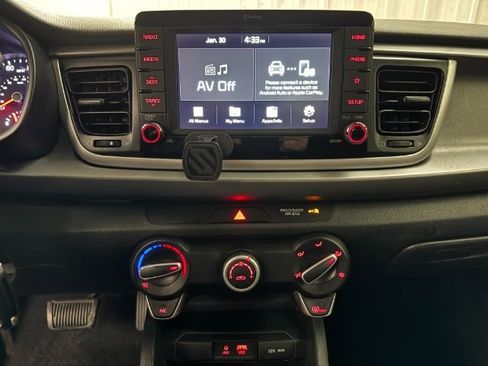 Used 2019 Kia Rio S image 8