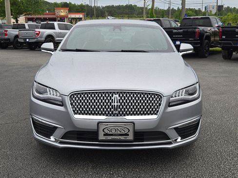 Used 2020 Lincoln MKZ w/ Convenience Package FWD image 2