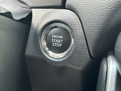 Used 2025 Toyota RAV4 XLE FWD image 24