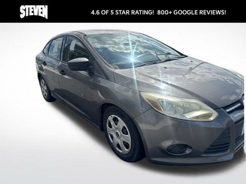 Used 2013 Ford Focus S FWD image 10