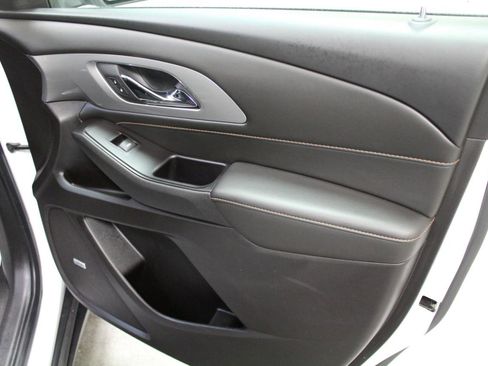Used 2019 Chevrolet Traverse LT w/ LT Premium Package image 29