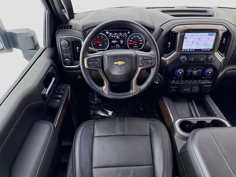 Used 2023 Chevrolet Silverado 3500 High Country AWD/4WD image 23