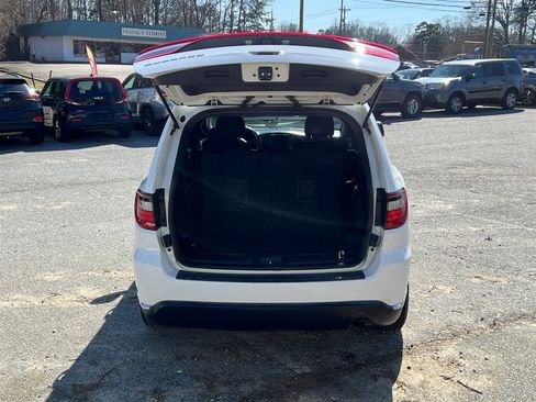 Used 2018 Dodge Durango SXT w/ 3rd Row Seating Group image 9